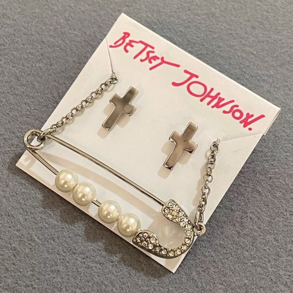 BETSEY JOHNSON Safety Pin Necklace and Earring Jewelry Set NWT - Picture 4 of 5